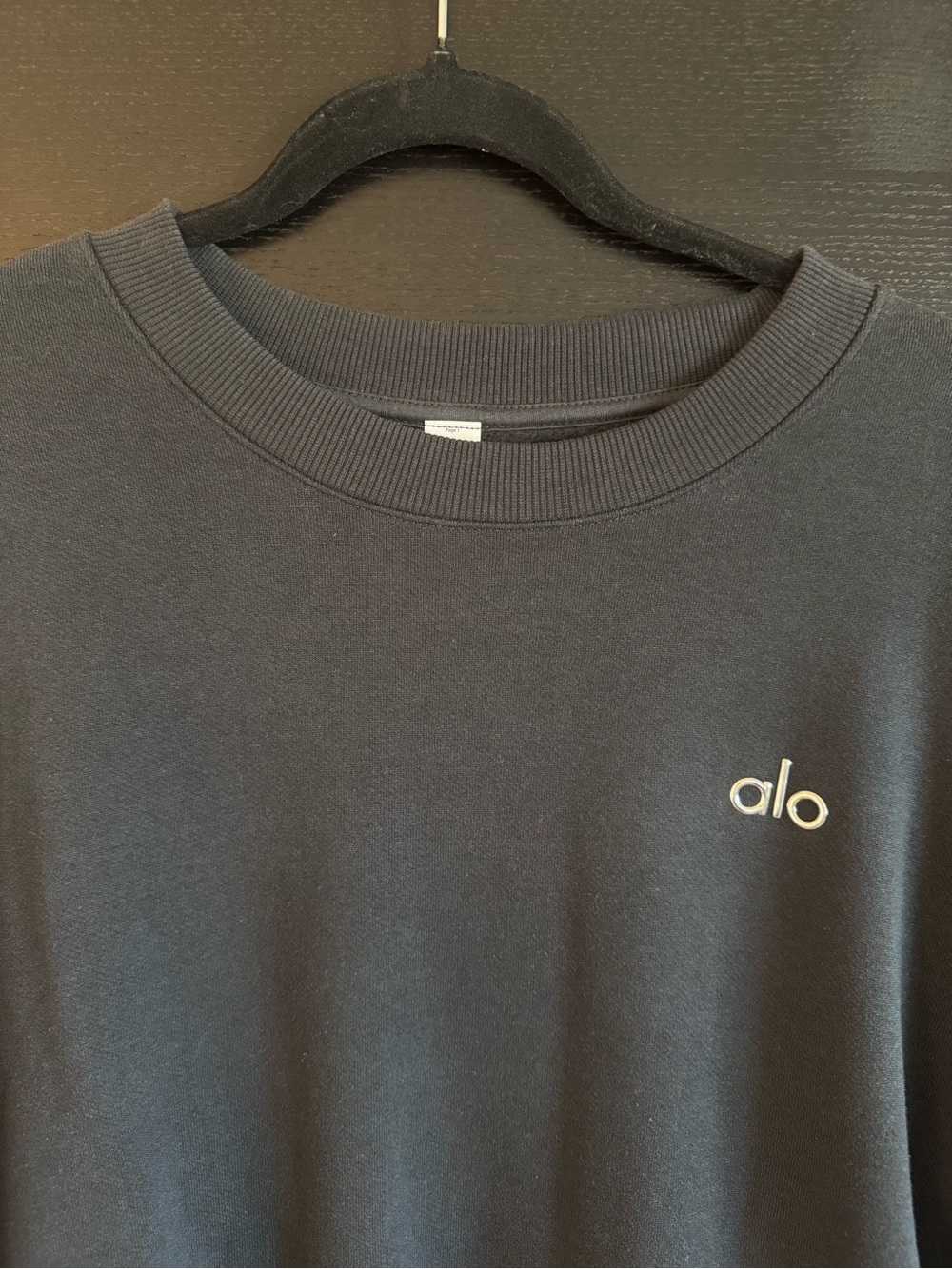 ALO Accolade Crew Pullover - Picture 5 of 5